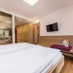 فندق ليونارد 4*