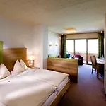 Hotel Leonhard 4*