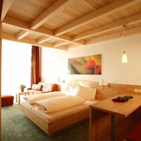 Leonhard Hotel 4*