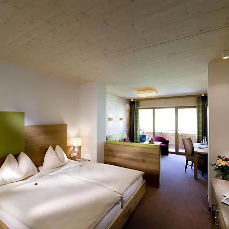Hotel Leonhard 4*